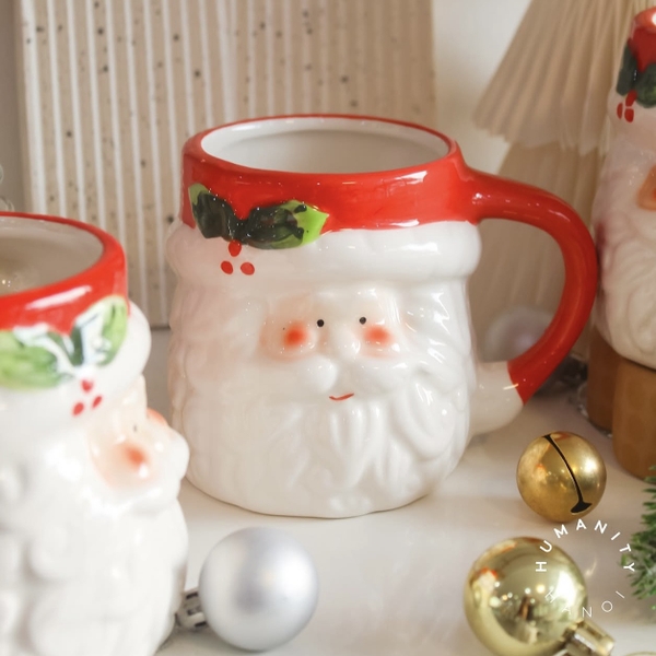 CHRISTMAS - Ceramic Short Mug in Santa