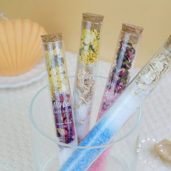 LABBI - ‘Full Moon’ Herbal Bath Salt Tube