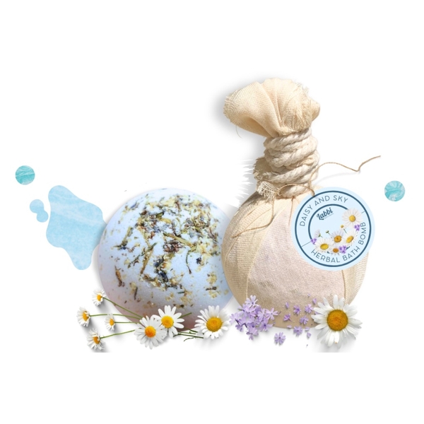 LABBI - ‘Daisy and Sky’ Herbal Bath Bombs