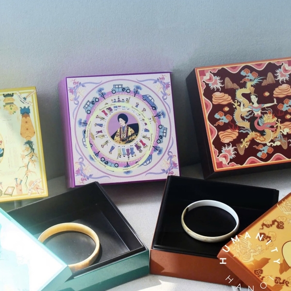 LA'ARTISAN - ‘Nam Phương Hoàng Hậu/ Queen Nam Phuong’ Lacquer Box