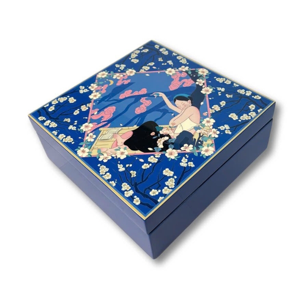 LA'ARTISAN - ‘Hồ Xuân Hương’ Lacquer Box