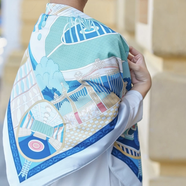 LA'ARTISAN - ‘Dinh Độc Lập - The Independence Palace’ Square Scarf
