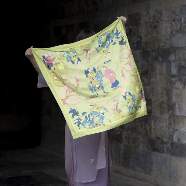 LA'ARTISAN - ‘Nguyễn Huệ & Ngọc Hân’ Square Scarf