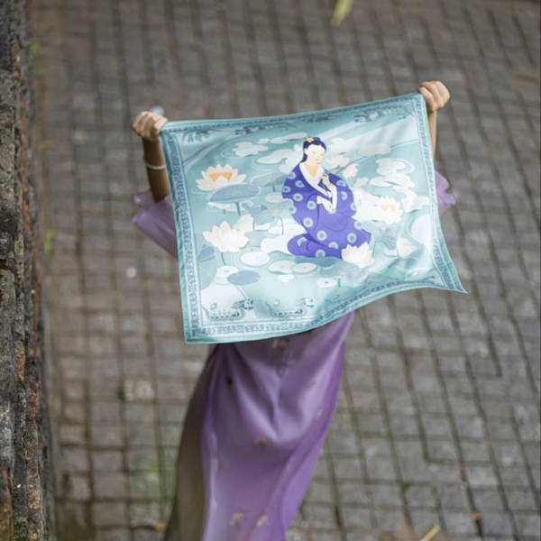 LA'ARTISAN - ‘Công Chúa An Tư - Princess An Tu’ Square Scarf