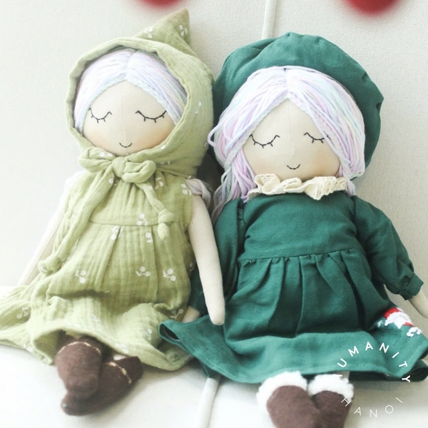 RUNG HANDMADE - Anne Doll in Teal Dress