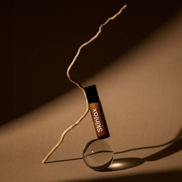 SKINLAX - Brightening & Moisturizing Lip Essence
