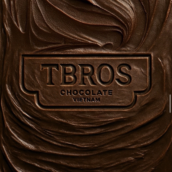 TBROS CHOCOLATE - An Nôm Milk Chocolate with Preserved Plum / Hoàn Kiếm Lake