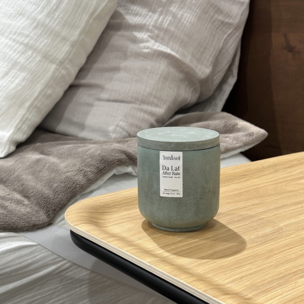 LUNASOL - 'Da Lat After Rain' Scented Candle