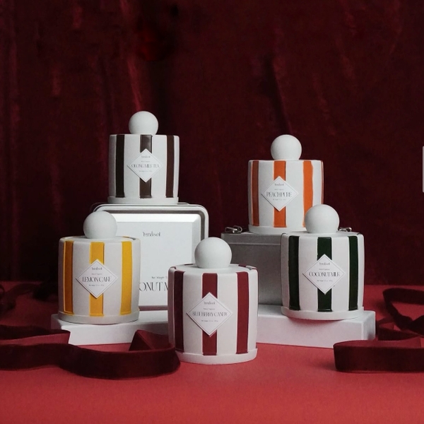 LUNASOL - 'Coconut Milk' Scented Candle