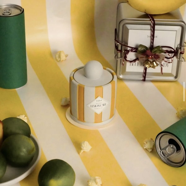 LUNASOL - 'Lemon Cake' Scented Candle