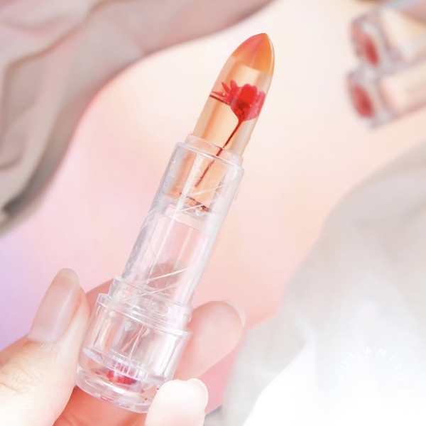 Blossom Beauty - Color Changing Lip Balm in Red