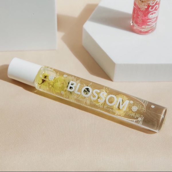 Blossom Beauty - Roll On Perfume in Vanilla Orchid