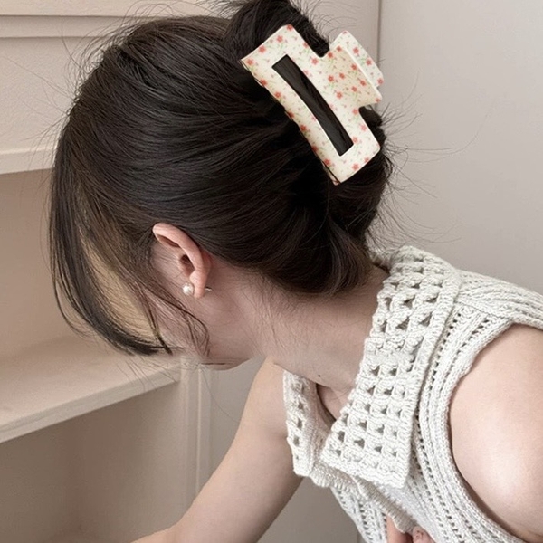 Rectangle Hair Claw - Tiny Pink Flower