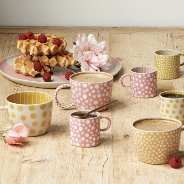 BAT TRANG - Ceramic Short Mug In Pink Polka Dot