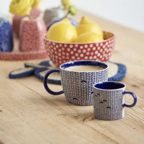 BAT TRANG - Ceramic Short Mug In Navy Weave