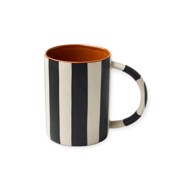 BAT TRANG - Ceramic Striped Mug in Black