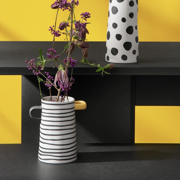 BAT TRANG - Ceramic Horizontal Line Short Vase With Black & Yellow Handle