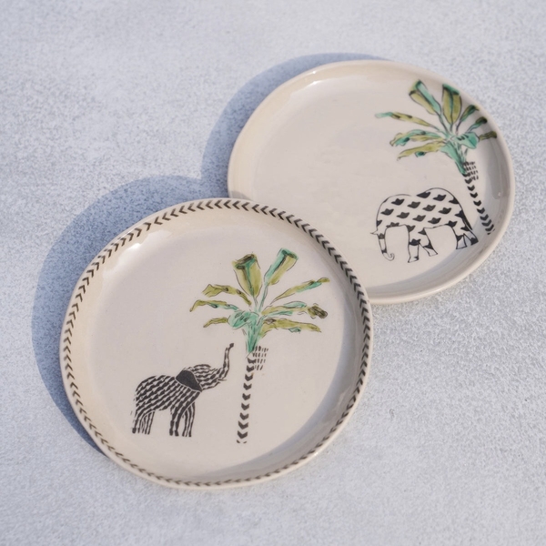 BAT TRANG - Ceramic Small Round Plate in Elephant No.02