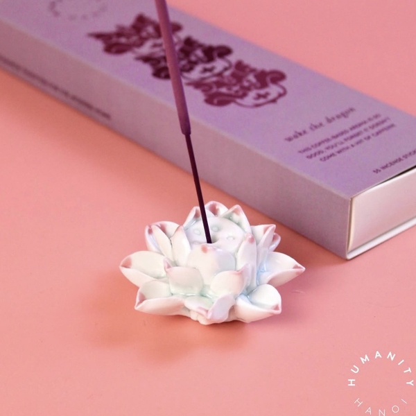BAT TRANG - Ceramic Lotus Incense Holder In White