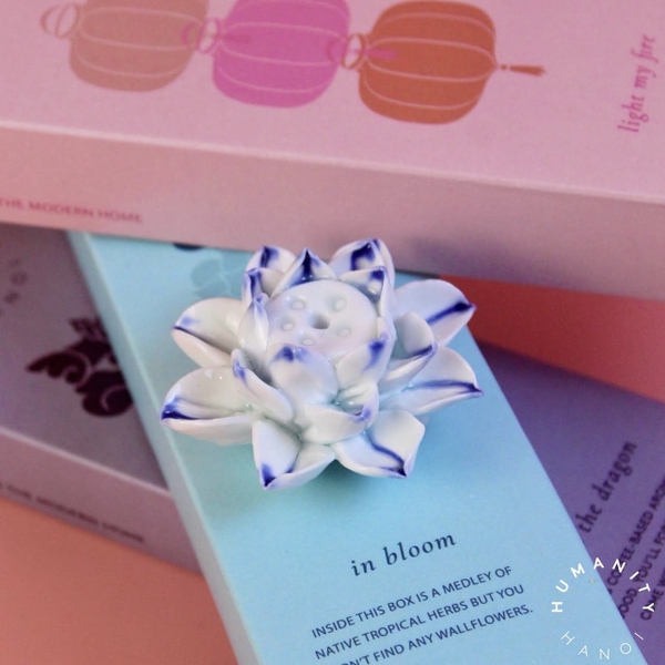BAT TRANG - Ceramic Lotus Incense Holder In Light Blue