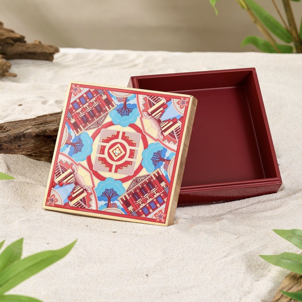 LA'ARTISAN - 'Quốc Học Huế / The Graceful National High School Of Hue' Gold Plated Lacquer Box