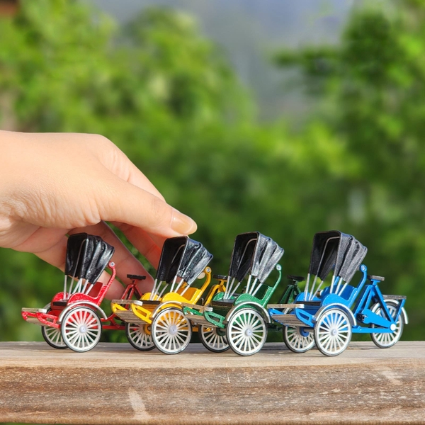 NHA TIN - 'Xích Lô - Cyclo' Magnet In Blue