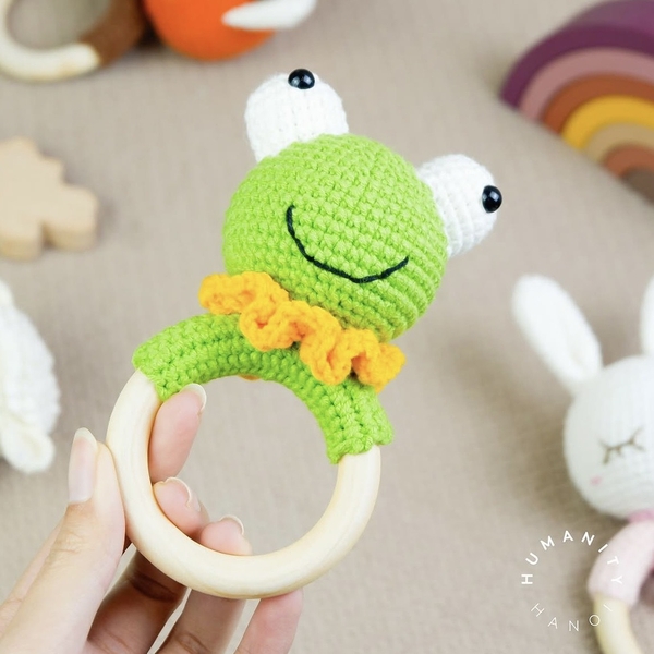Macrame Baby Rattle With Wooden Handle - Frog