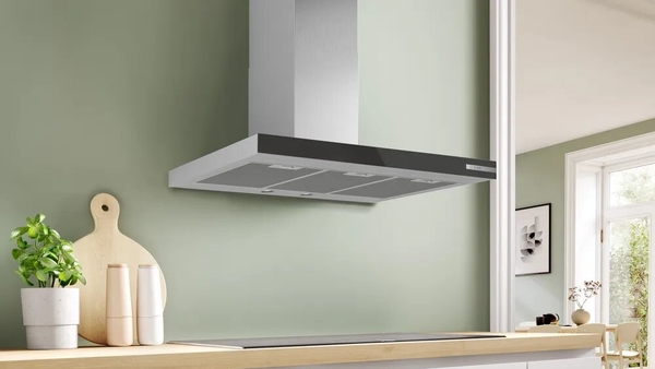 Máy hút mùi Bosch DWB97BK61T Serie 4 Turkey - Áp tường 90cm
