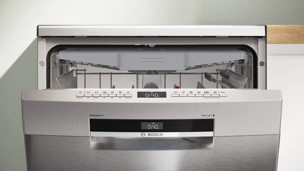 Máy rửa bát Bosch Serie 6 SMS6ECI11E - Sấy tự động mở cửa