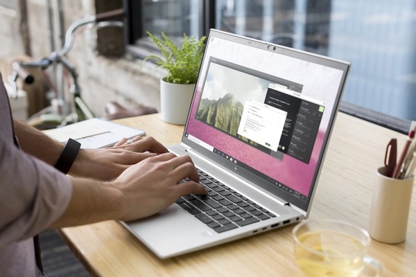 Laptop Lenovo IdeaPad Slim 5 OLED 14AKP10 lựa chọn hoàn hảo cho công việc và sáng tạo