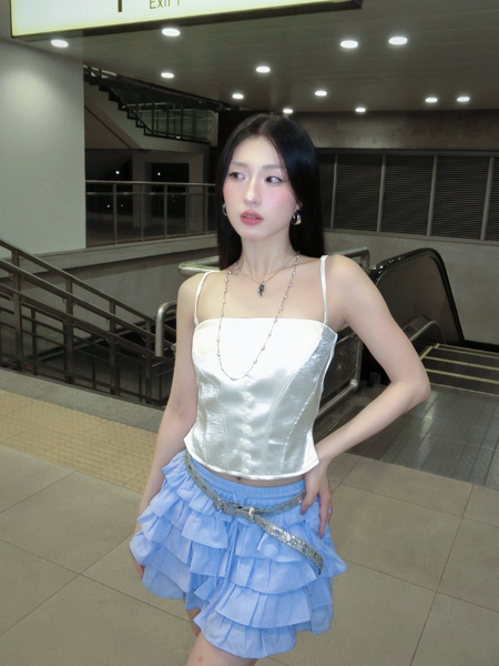 Bloom water top