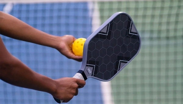 Vợt Pickleball trợ lực là gì? TOP 8 vợt trợ lực tốt 2026