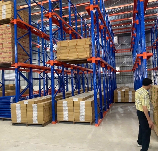 Kệ Drive-in Rack