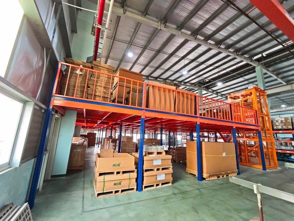 Kệ Sàn (Mezzanine Rack)