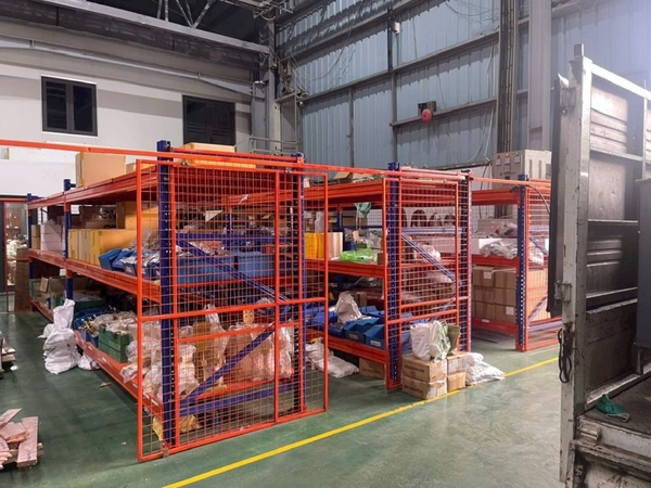 Hàng rào lưới, Vách ngăn kho, hàng rào di động