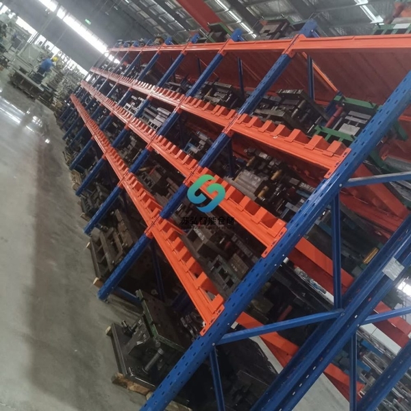 Kệ Khuôn, Kệ Selective để khuôn