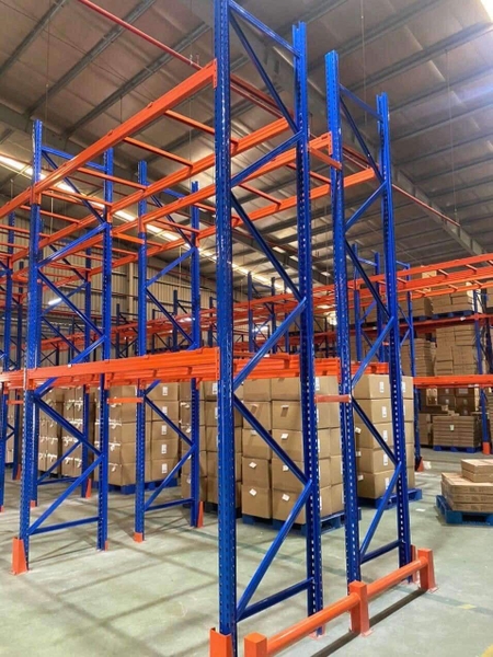 Kệ Selective pallet tải trọng lớn