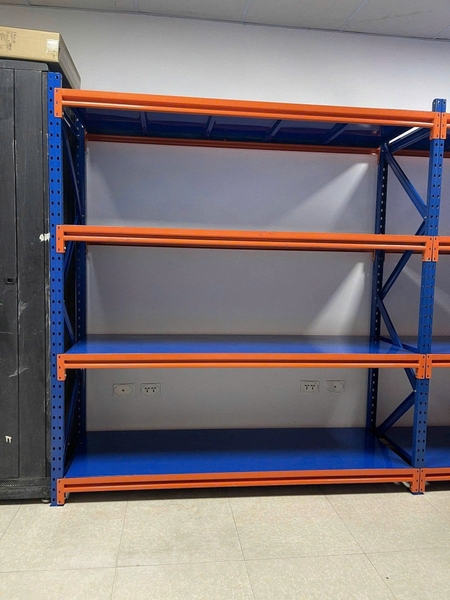 Kệ trung tải 4 tầng C200 X D200 X R50