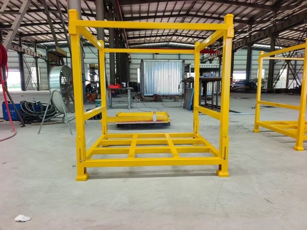Pallet Sắt Xếp Chồng Gấp Gọn Tải Trọng Nặng | Sản Xuất Theo Yêu Cầu