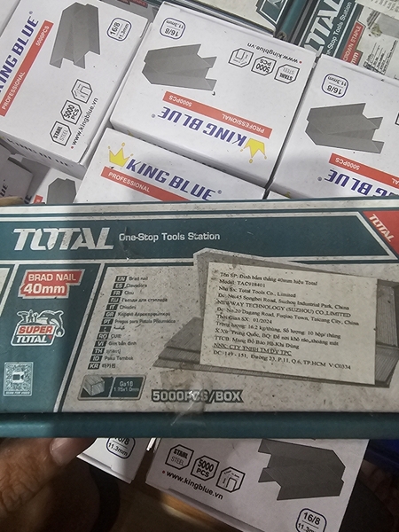 Đinh bấm thẳng Total