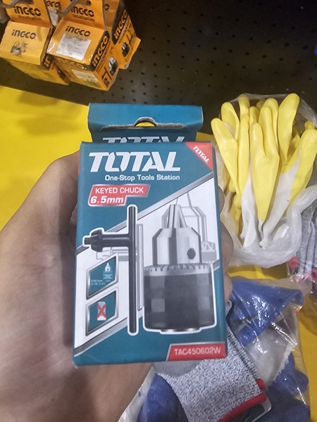 Đầu khoan, đầu máy khoan Total
