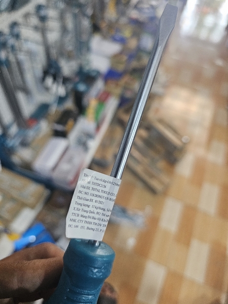 Tua vít đuôi tròn Total