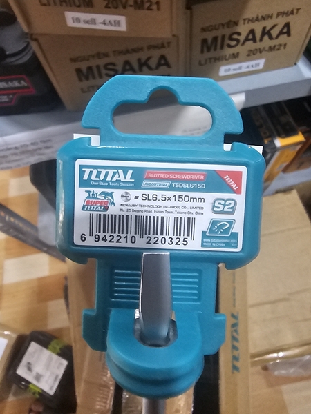 Tua vít thép S2 Total