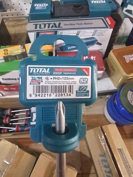Tua vít thép S2 Total