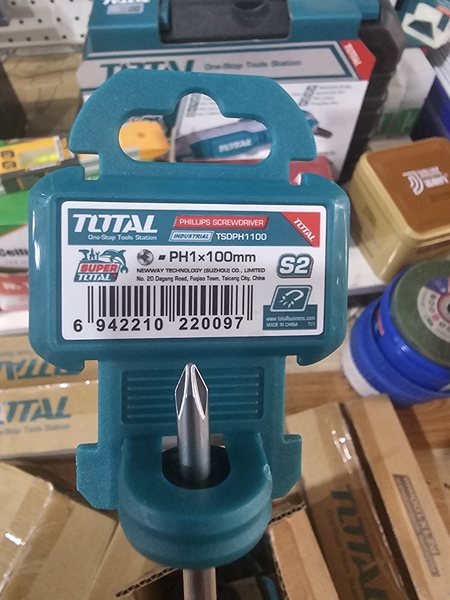 Tua vít thép S2 Total
