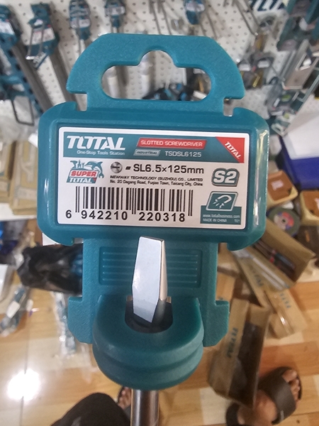 Tua vít thép S2 Total