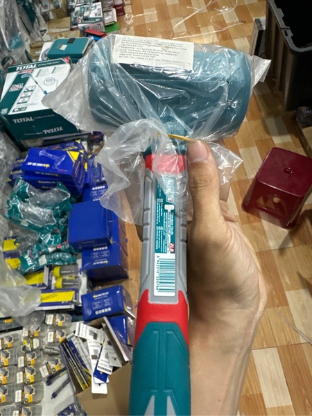 Búa nhựa đầu tròn đập không nảy 2LB Total THDBM06028