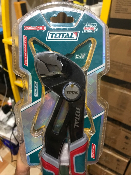 Kềm mỏ quạ 200mm Total