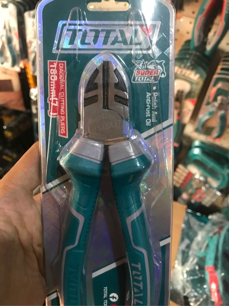 Kềm cắt 7