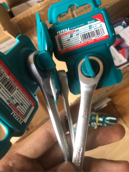 Cờ lê miệng vòng tự động 2 chiều Total